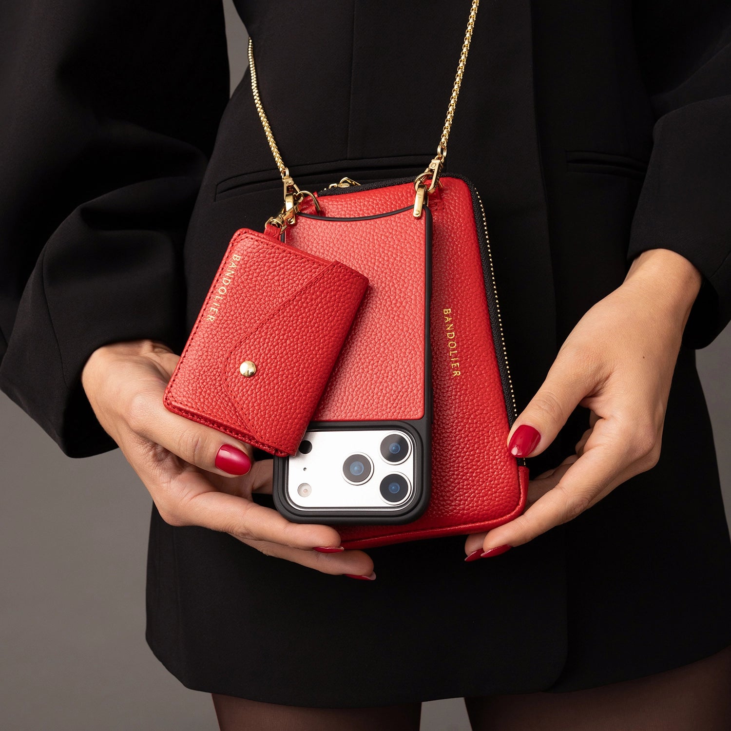 EXPANDED POUCH image