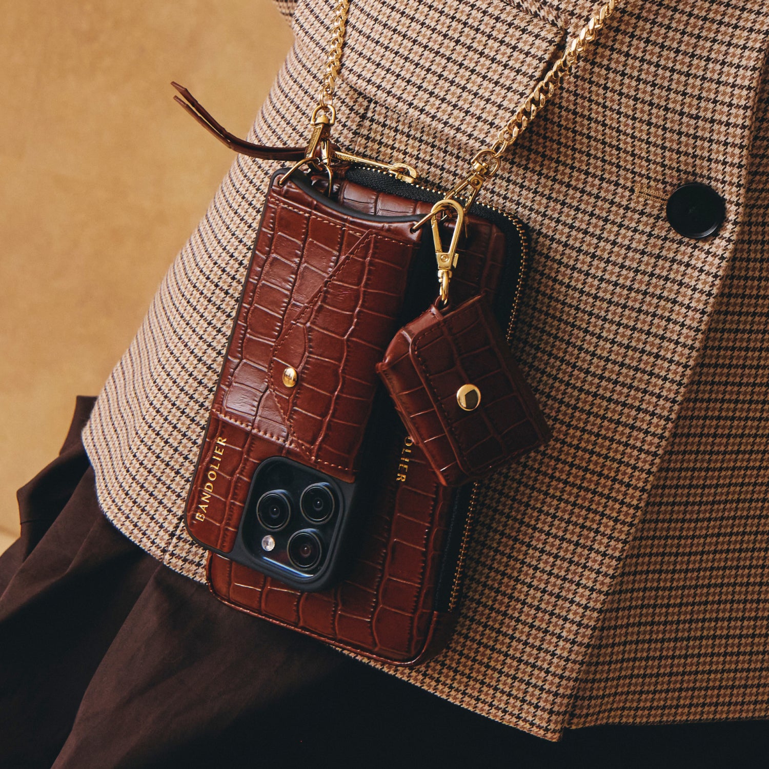 Avery AirPod Clip-On Pouch - Brown Croc/Gold