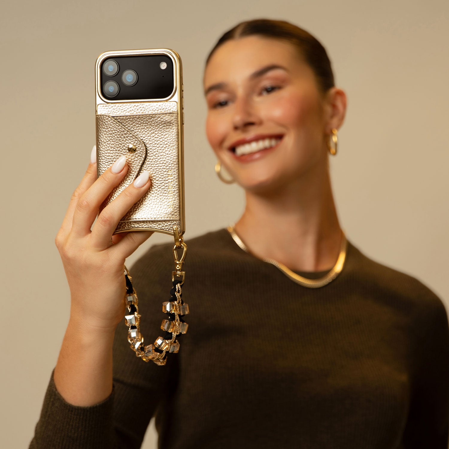 CRYSTAL WRISTLET image