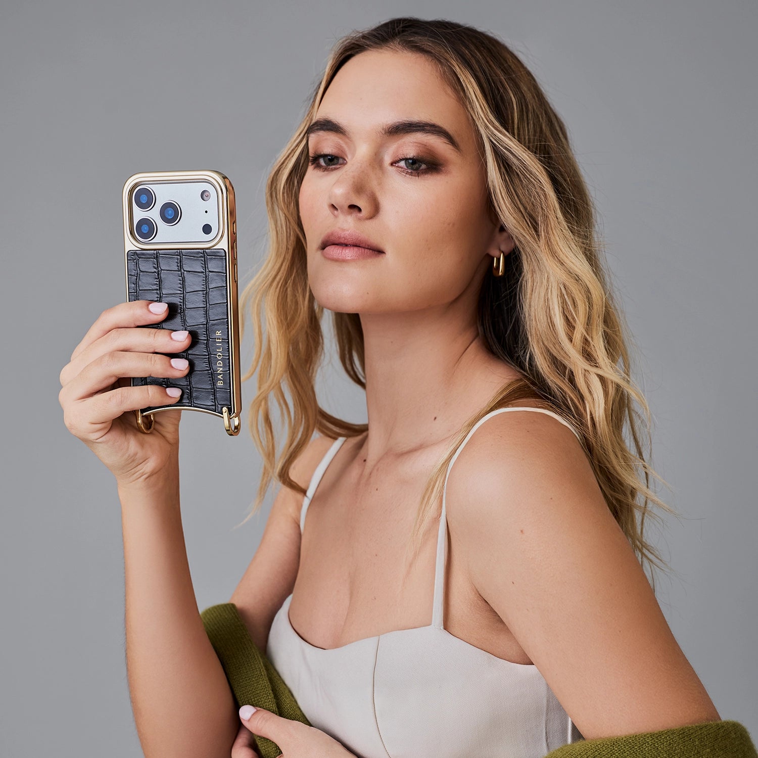 Remi Chain Magnet Wallet Crossbody Phone Case - Black Croc Chrome/Gold