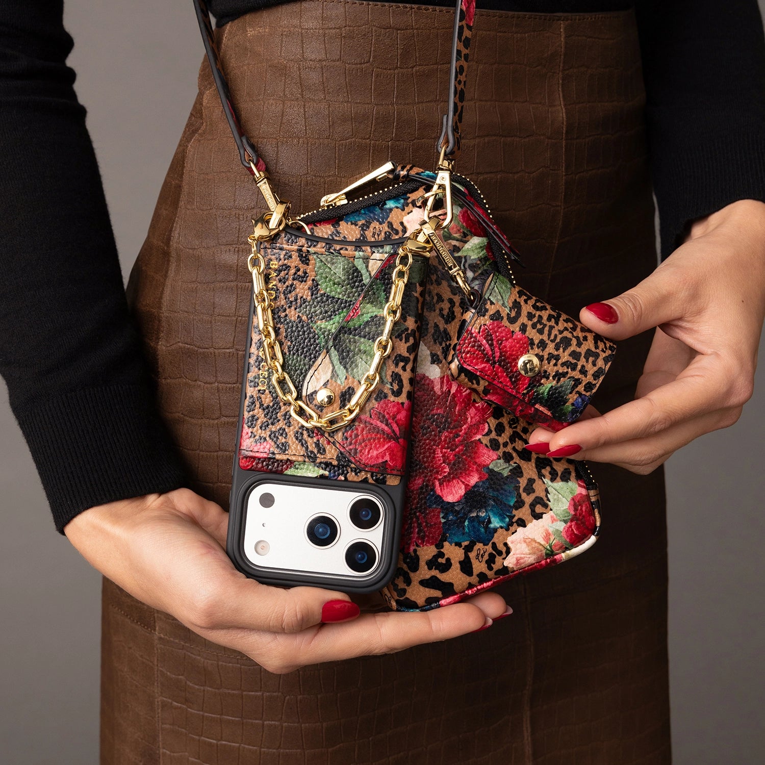 VALENTINA ESSENTIALS SET image