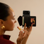 ADD-ON MIRROR MAGNET WALLET