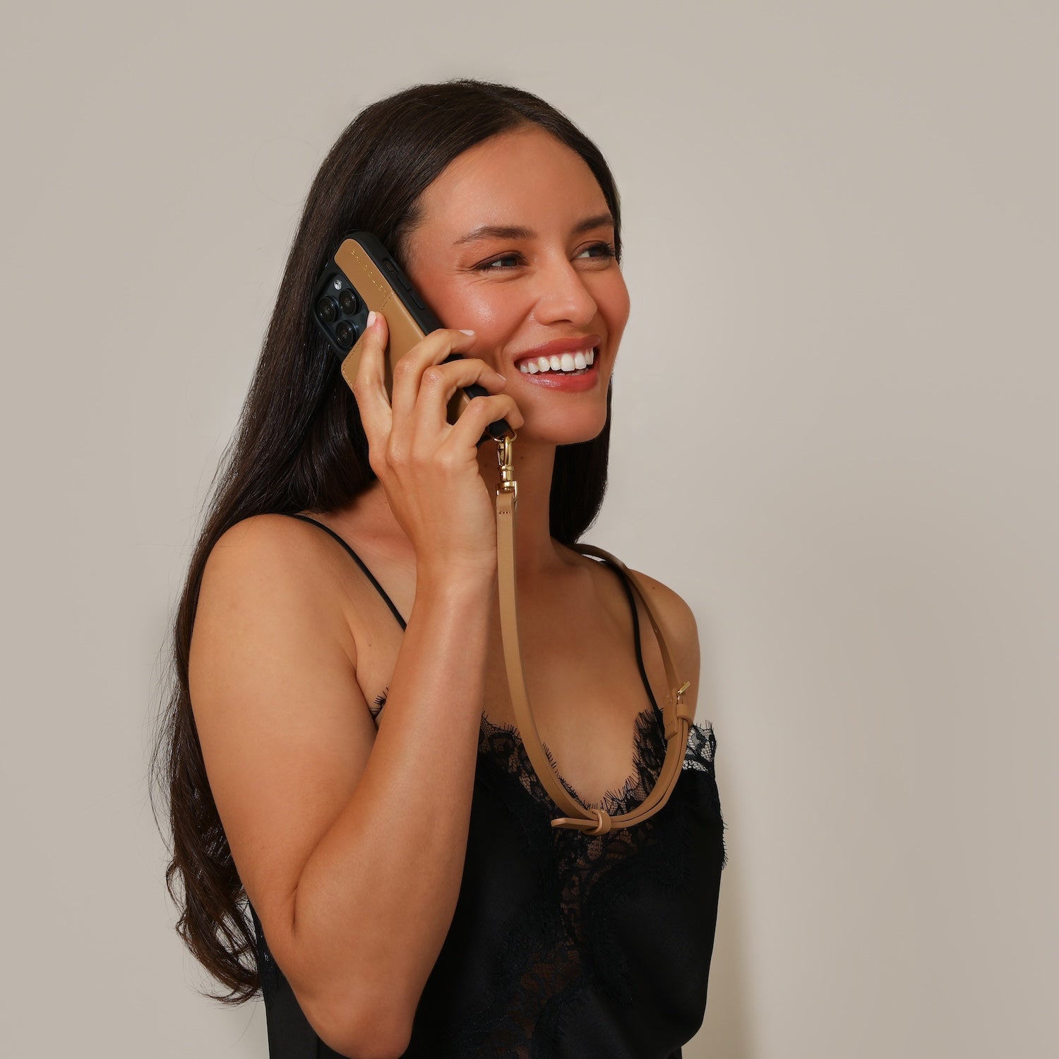 Mila MagSafe Charging Crossbody Bandolier - Tan/Gold